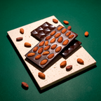 Caramelized Almond/Amande Noir Barre