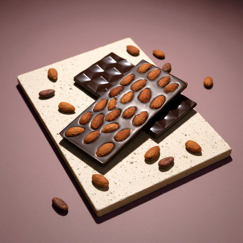 Caramelized Almond/Amande Noir Barre